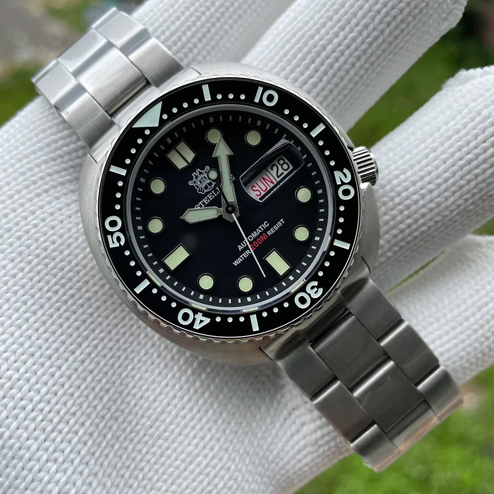 SteelDive SD1972 D200 (Day&Date Watch)
