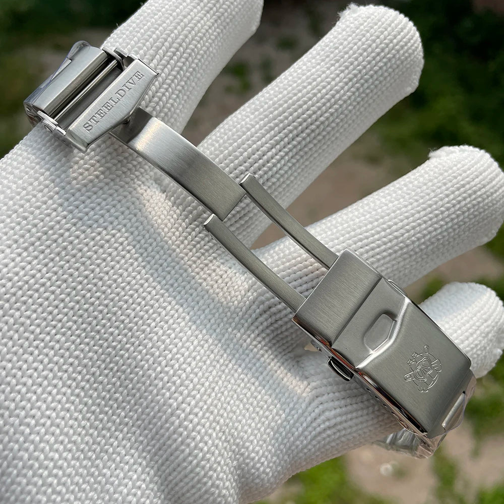 SteelDive SD1972 D200 (Day&Date Watch)