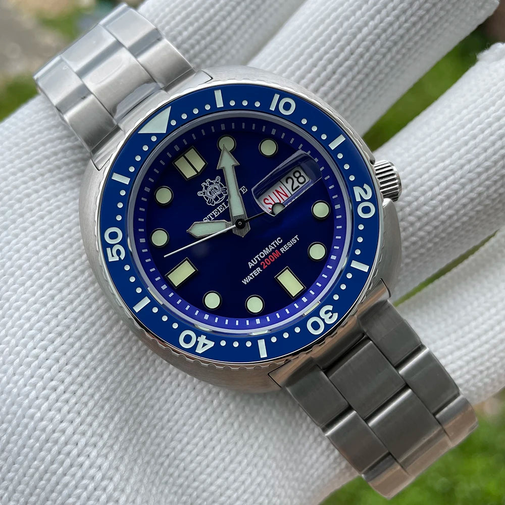 SteelDive SD1972 D200 (Day&Date Watch)