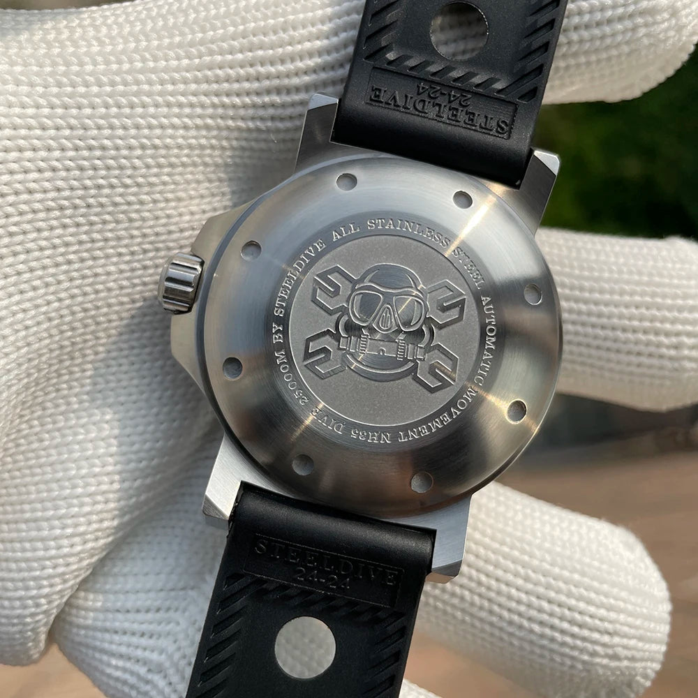 SteelDive SD1982 D25000 (007) [Colour 82HH-X05L]
