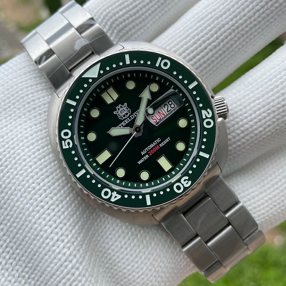 SteelDive SD1972 D200 (Day&Date Watch)
